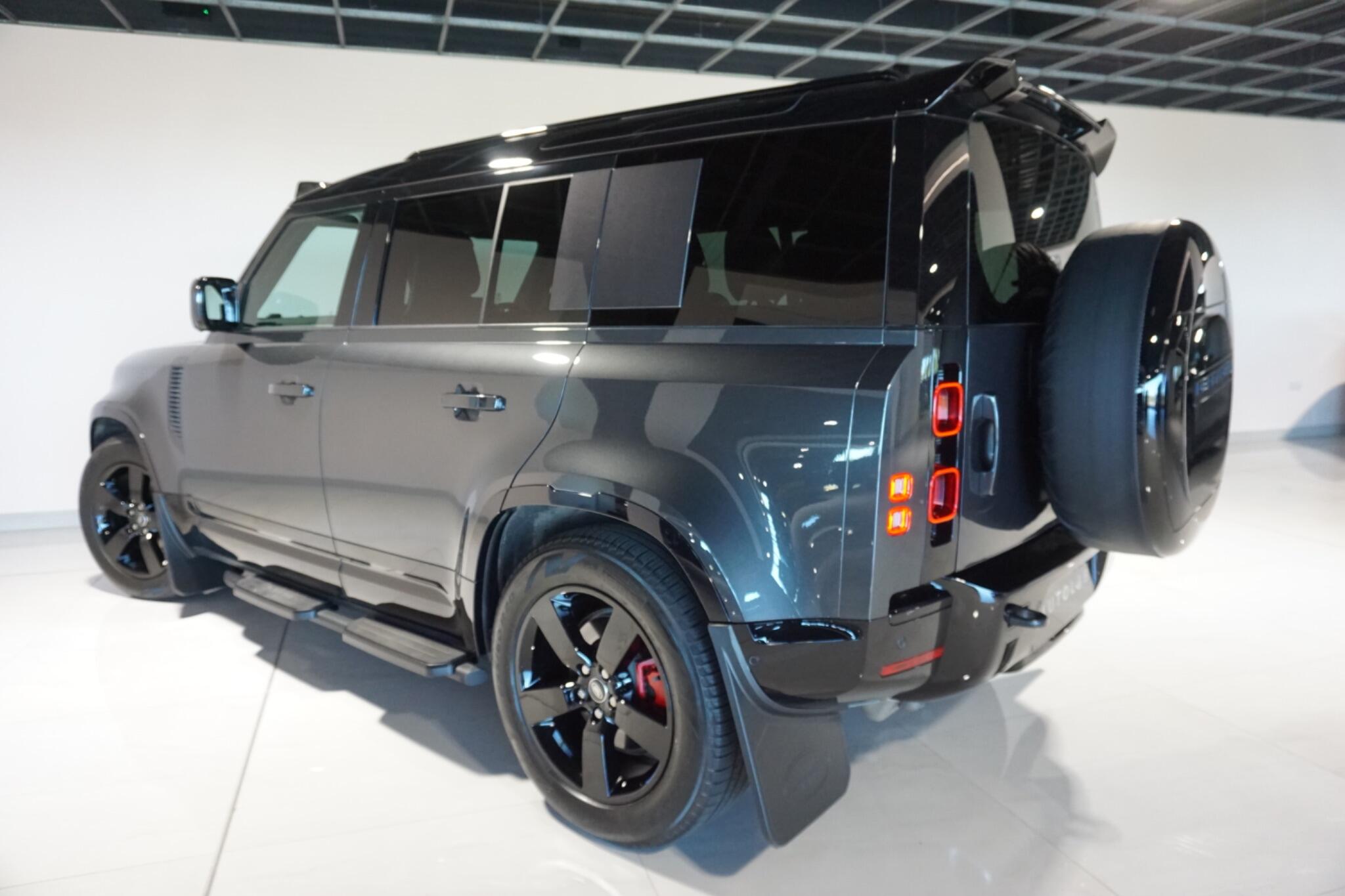 Land Rover Defender 110 3.0 D350 MHEV X-Dynamic HSE SUV 5dr Diesel Auto 4WD Euro 6 (s/s) (350 ps)